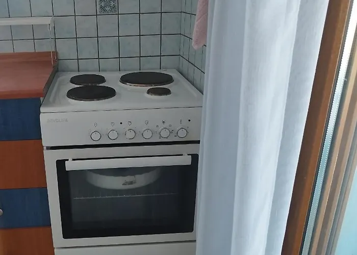 Dafni's 50 Meters From The * Gerakini