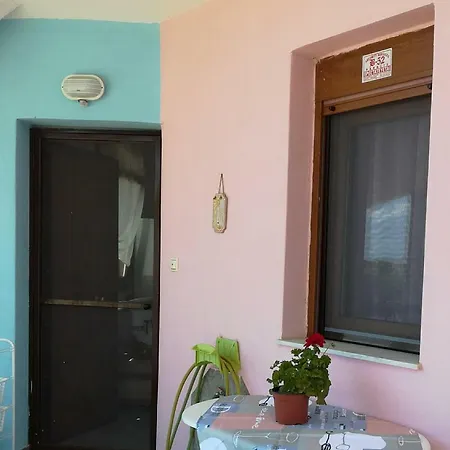 Dafni's 50 Meters From The * Gerakini